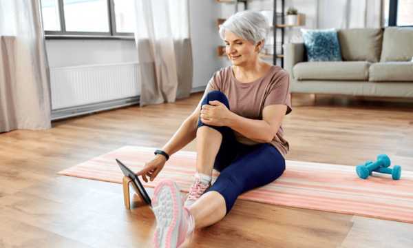 3 Apps with Exercises for Seniors to Practice at Home
